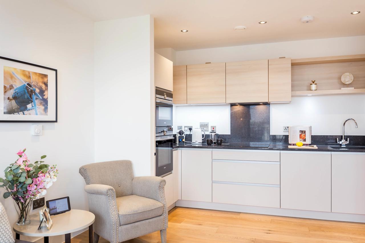 Portobello Apt With Floor-To-Ceiling Views London Eksteriør billede